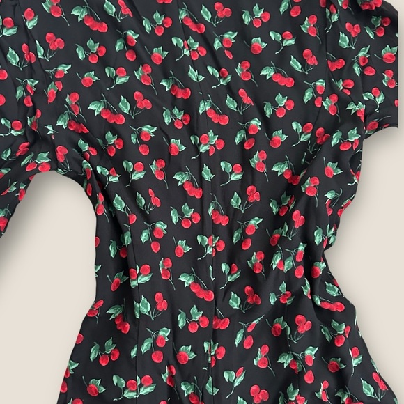 Reformation | Ferris Dress | Cherry Pie Print | Size 6 | NWT - Picture 12 of 12